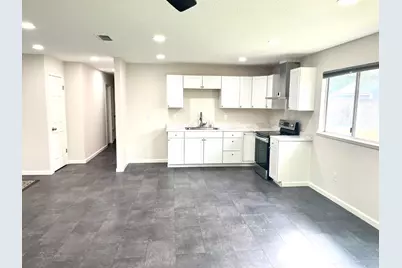 9342 Los Torres Drive, Elk Grove, CA 95624 - Photo 5