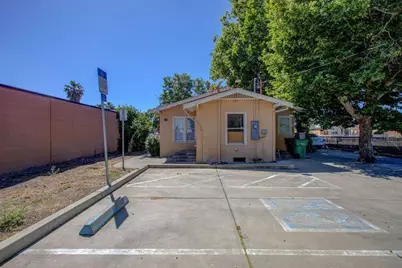 325 Mitchell Avenue, Turlock, CA 95380 - Photo 19