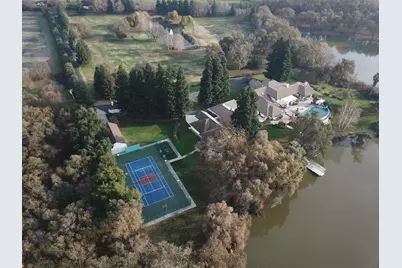 10676 Wilton Road, Elk Grove, CA 95624 - Photo 11