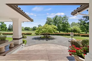 10676 Wilton Rd, Elk Grove, CA 95624 - Photo 9