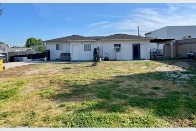 1120 W F Street, Oakdale, CA 95361 - Photo 31