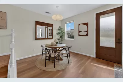 2852 Crested Street, West Sacramento, CA 95691 - Photo 3