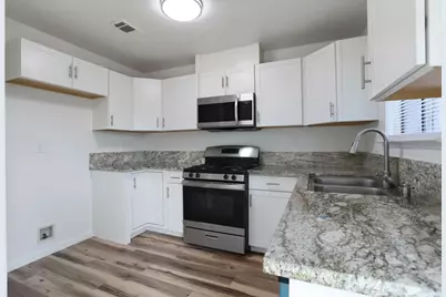 1049 Lake Park Avenue, Galt, CA 95632 - Photo 11