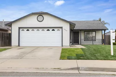 1049 Lake Park Avenue, Galt, CA 95632 - Photo 1