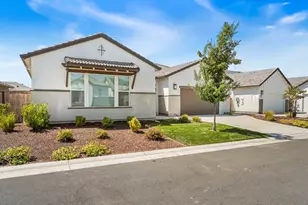 4651 Trumpet Lily Wy, Roseville, CA 95747 - Photo 1