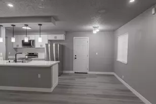 185 Estes Way, Sacramento, CA 95838 - Photo 15