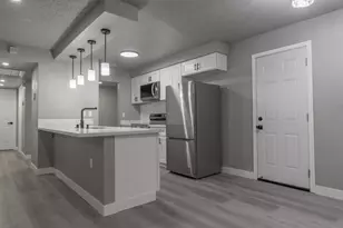 185 Estes Way, Sacramento, CA 95838 - Photo 9