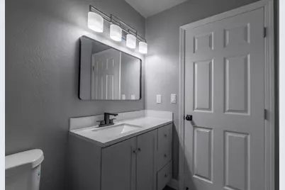 185 Estes Way, Sacramento, CA 95838 - Photo 33