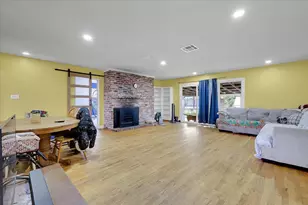 738 Costa Dr, Lodi, CA 95240 - Photo 3