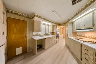 2129 Viking Ln, Modesto, CA 95350 - Photo 11