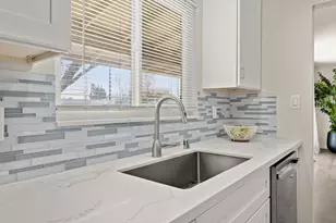 3298 Rosemont Dr, Sacramento, CA 95826 - Photo 17