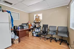 1397 N Main St, Manteca, CA 95336 - Photo 11