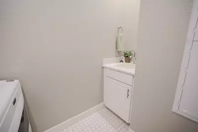 1569 Osborn Drive, Woodland, CA 95776 - Photo 27