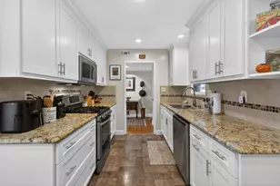 7366 West Pkwy, Sacramento, CA 95823 - Photo 9