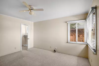 1266 W Mariposa Avenue, Stockton, CA 95204 - Photo 35