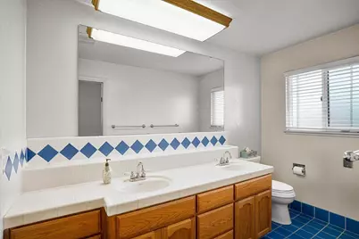 1266 W Mariposa Avenue, Stockton, CA 95204 - Photo 45