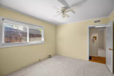 1266 W Mariposa Avenue, Stockton, CA 95204 - Photo 33