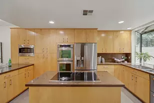 476 Wyndgate Rd, Sacramento, CA 95864 - Photo 29