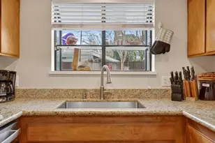 3706 Gold Creek Ln, Sacramento, CA 95827 - Photo 21