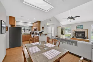 3706 Gold Creek Ln, Sacramento, CA 95827 - Photo 15