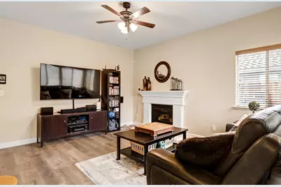 2600 Dinwiddie Way, Elk Grove, CA 95758 - Photo 21