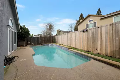 8115 Sonoma Hills Way, Sacramento, CA 95828 - Photo 37