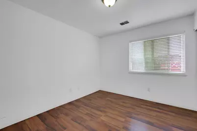 8115 Sonoma Hills Way, Sacramento, CA 95828 - Photo 27