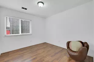 8115 Sonoma Hills Way, Sacramento, CA 95828 - Photo 29