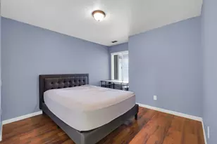 8115 Sonoma Hills Way, Sacramento, CA 95828 - Photo 31