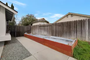 8115 Sonoma Hills Way, Sacramento, CA 95828 - Photo 43