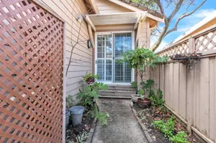 7535 Pheasant Hlw Pl, Citrus Heights, CA 95610 - Photo 17