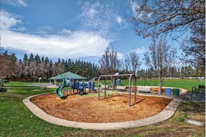 1011 Tulloch Drive, Tracy, CA 95304 - Photo 51