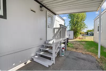 Village Circle, Sacramento, CA 95838 - Photo 13