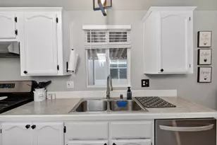 Village Circle, Sacramento, CA 95838 - Photo 5