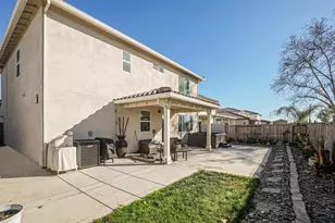 8629 Lakha Cir, Sacramento, CA 95828 - Photo 43