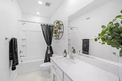 8629 Lakha Circle, Sacramento, CA 95828 - Photo 39