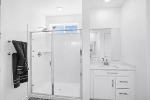 8629 Lakha Cir, Sacramento, CA 95828 - Photo 33