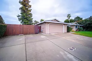 1695 Tamarack Dr, Yuba City, CA 95991 - Photo 7