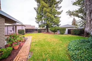 1695 Tamarack Dr, Yuba City, CA 95991 - Photo 23