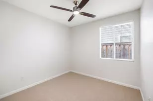 2221 Bay Horse Ln, Sacramento, CA 95835 - Photo 29