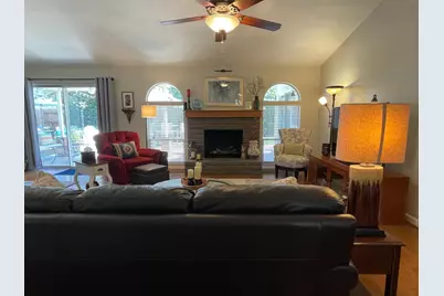 1689 Greenwood Way, Yuba City, CA 95993 - Photo 15