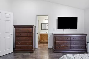 537 Elmwood Dr, Los Banos, CA 93635 - Photo 21