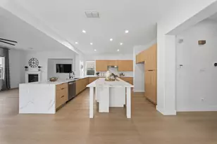 5419 Mariolyn Way, Elk Grove, CA 95757 - Photo 7