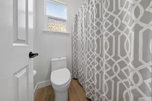 5419 Mariolyn Way, Elk Grove, CA 95757 - Photo 41