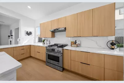 5419 Mariolyn Way, Elk Grove, CA 95757 - Photo 5