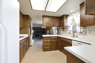 1421 Glenhaven Dr, Modesto, CA 95355 - Photo 11