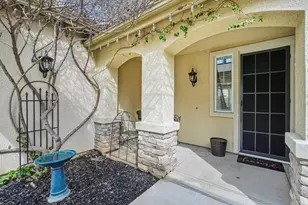 10025 Winkle Cir, Elk Grove, CA 95757 - Photo 5