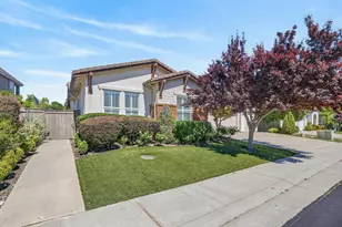 2833 Bickleigh Loop, Roseville, CA 95747 - Photo 3