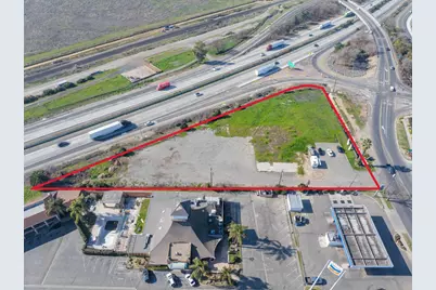 1800 E Childs Avenue, Merced, CA 95341 - Photo 5