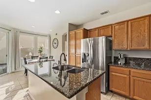 2070 Fenmore Way, Sacramento, CA 95835 - Photo 13